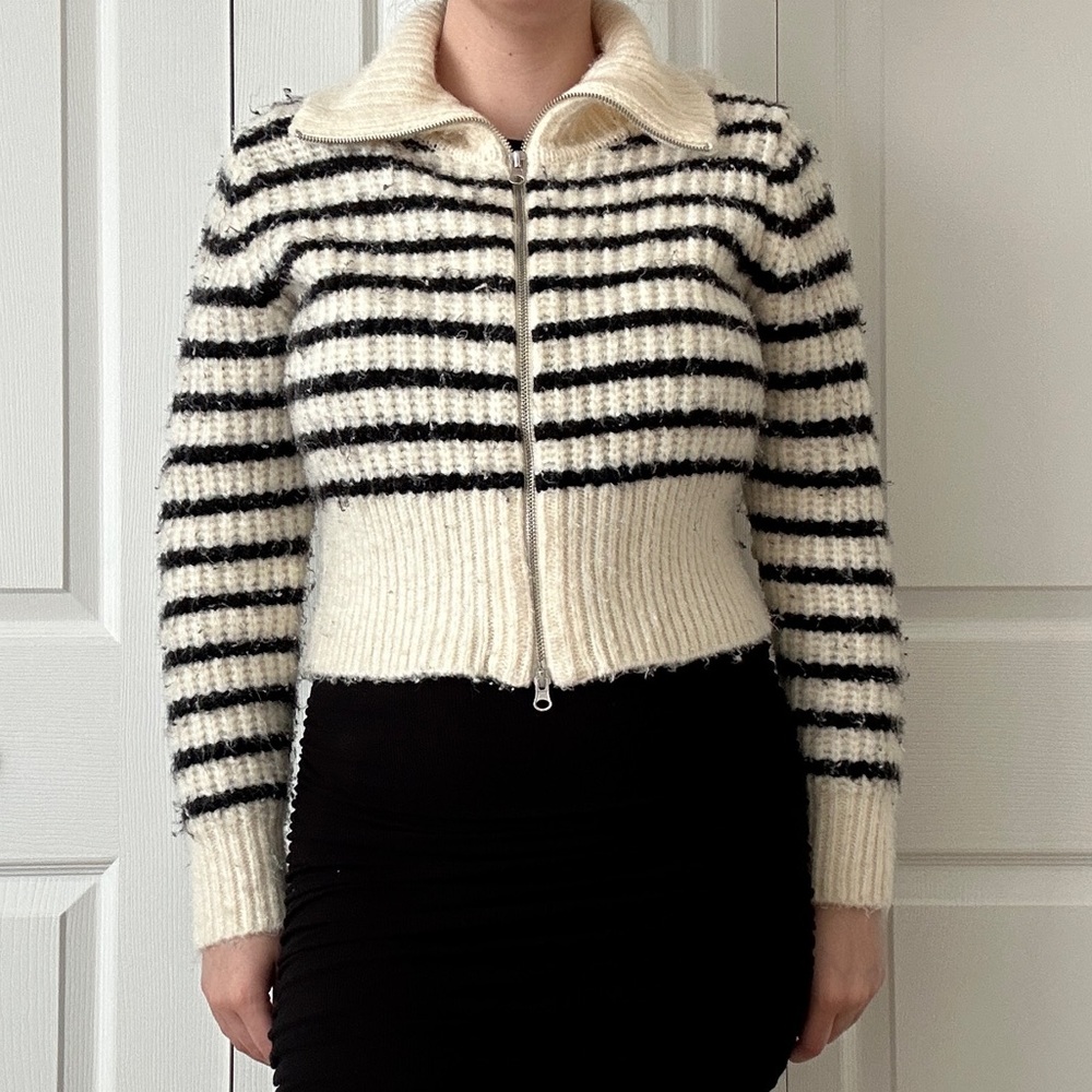 Universal Thread knit cropped sweater